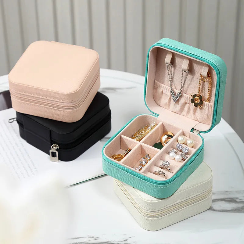 ChicVault Portable Jewelry Haven