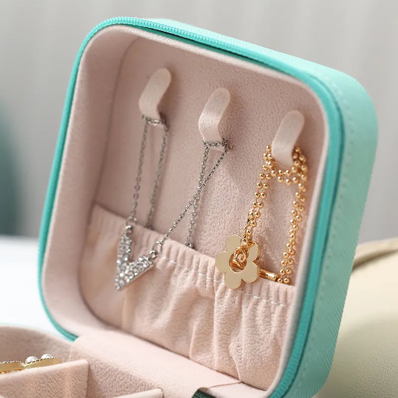 ChicVault Portable Jewelry Haven